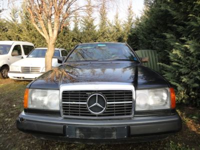 Mercedes 200 CE