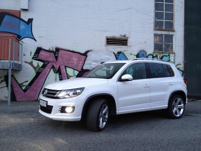 Auto Volkswagen Tiguan 7000�