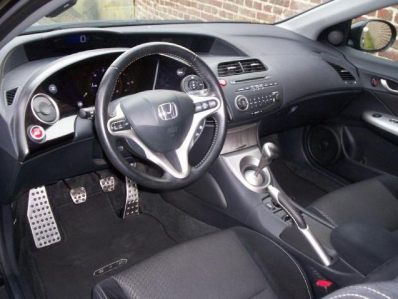Honda Civic viii 2.2 i-ctdi 140 type