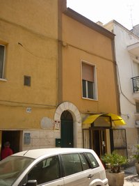 Casa autonoma a Carbonara