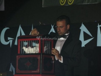 Mago prestigiatore Hulian