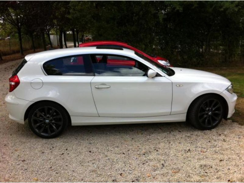 BMW Serie 1 (e81) 120d 177 sport