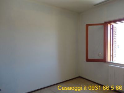 panagia Appartamento Piano 4 vani 3 Pressi Agenzia delle Entrate trivani luminosissimo
