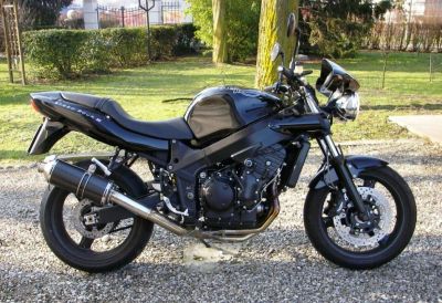 Bellissima Triumph Speed Four naked