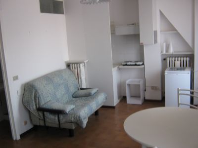 affittasi mansarda 25mq vista milano ottima